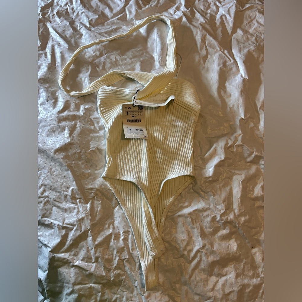Zara White Halter Ribbed Bodysuit Size Small